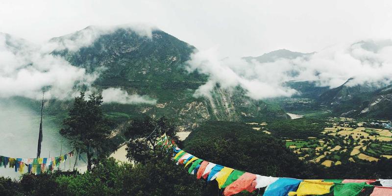 基于P4的可编程数据平面：下一代网络创新的基石与GRLXS编程教程